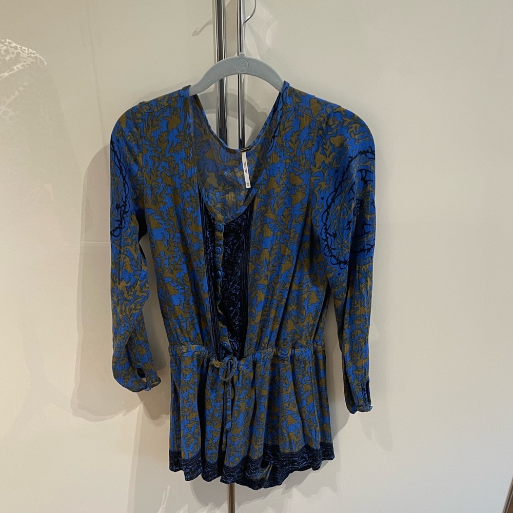 Romper by Free People. Size XS but runs big enough if you’re S/M